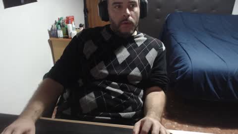 Snapshot of zuheyla26 chatting on 12-18-24, 02:10 Zuheyla online show from 12-18-24, 02:10