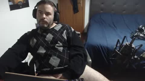 Snapshot of zuheyla26 chatting on 12-27-24, 02:25 Zuheyla online show from 12-27-24, 02:25