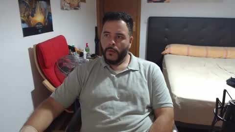 Snapshot of zuheyla26 chatting on 09-13-25, 07:02 Zuheyla online show from 09-13-25, 07:02