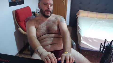 Snapshot of zuheyla26 chatting on 09-28-25, 12:54 Zuheyla online show from 09-28-25, 12:54