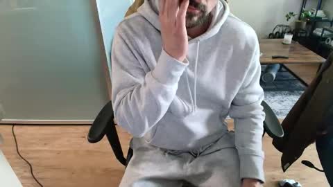 Zuko online show from 02-20-26, 11:38