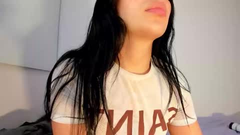 Snapshot of zuleikha chatting on 10-19-25, 05:08 zuleikha online show from 10-19-25, 05:08