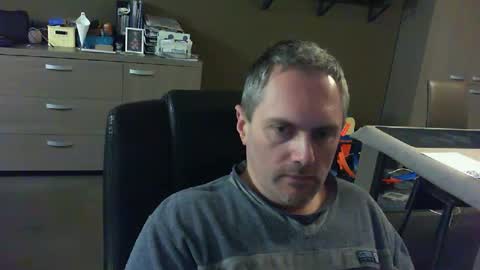 Snapshot of zultem chatting on 02-13-25, 04:43 zultem online show from 02-13-25, 04:43