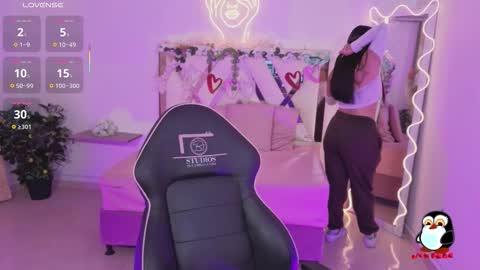 ZURY   online show from 12-18-25, 11:38