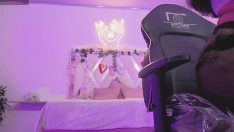 ZURY   online show from 12-19-25, 11:28