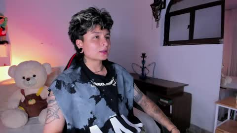 Snapshot of zuryramirez_ chatting on 05-18-26, 08:14 Zury Ramirez online show from 05-18-26, 08:14