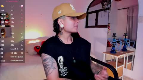 Snapshot of zuryramirez_ chatting on 05-25-26, 08:59 Zury Ramirez online show from 05-25-26, 08:59