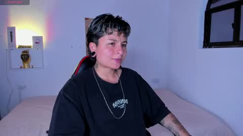 Snapshot of zuryramirez_ chatting on 06-08-26, 08:53 Zury Ramirez online show from 06-08-26, 08:53