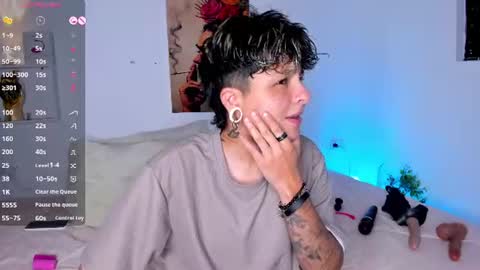 Snapshot of zuryramirez_ chatting on 06-22-26, 05:26 Zury Ramirez online show from 06-22-26, 05:26