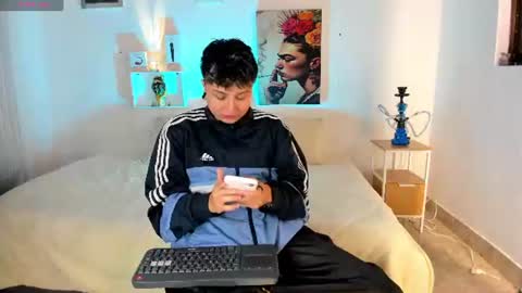 Snapshot of zuryramirez_ chatting on 07-12-26, 08:00 Zury Ramirez online show from 07-12-26, 08:00