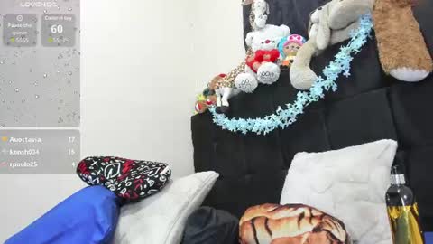Snapshot of zusan_king_ chatting on 07-07-26, 07:23 Im Zusan My schedule is from 1030pm to 430 am colombian time online show from 07-07-26, 07:23