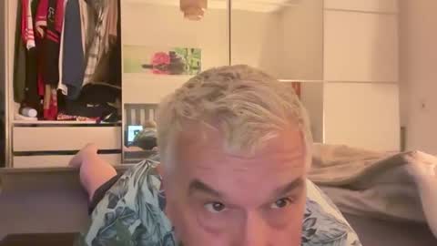 Snapshot of zwickauer1969 chatting on 05-17-26, 07:21 zwickauer1969 online show from 05-17-26, 07:21
