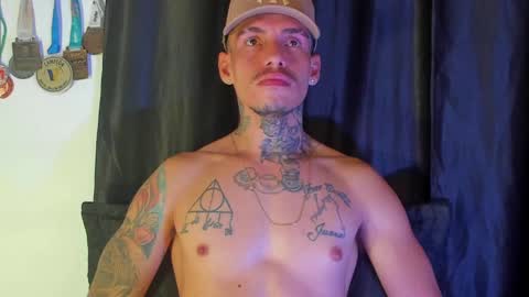 Snapshot of zyongarcia2020 chatting on 12-15-24, 12:29 zyon garcia online show from 12-15-24, 12:29