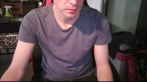 Snapshot of zyriosben chatting on 02-04-25, 11:27 zyriosben online show from 02-04-25, 11:27