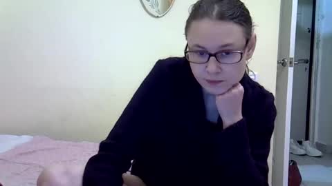 Snapshot of zyuhre chatting on 12-07-24, 01:25 Zyuhre online show from 12-07-24, 01:25