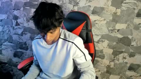 Snapshot of zyzz_1812 chatting on 05-12-26, 05:32 zyzz_1812 online show from 05-12-26, 05:32