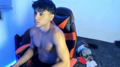 Snapshot of zyzz_1812 chatting on 06-08-26, 02:34 zyzz_1812 online show from 06-08-26, 02:34