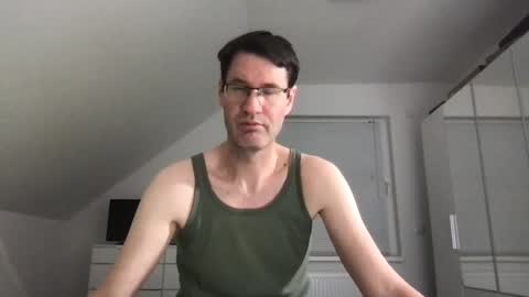 Snapshot of zzz123_cam chatting on 02-07-25, 10:52 zzz123_cam online show from 02-07-25, 10:52