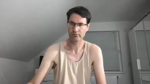 Snapshot of zzz123_cam chatting on 09-12-25, 02:17 zzz123_cam online show from 09-12-25, 02:17