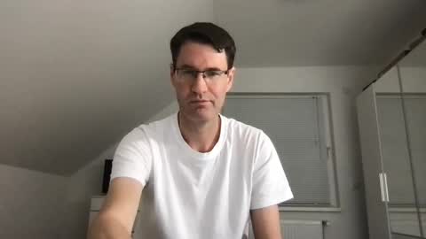 Snapshot of zzz123_cam chatting on 11-21-25, 04:27 zzz123_cam online show from 11-21-25, 04:27