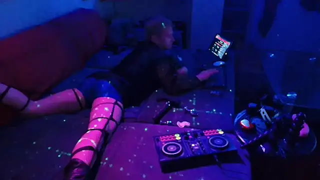 davidgntxxxxx online show from 02-14-26, 07:10