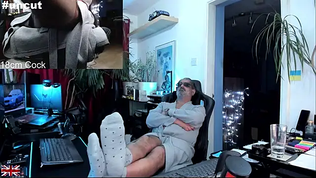 OnlineBossUK online show from 11-07-25, 05:29