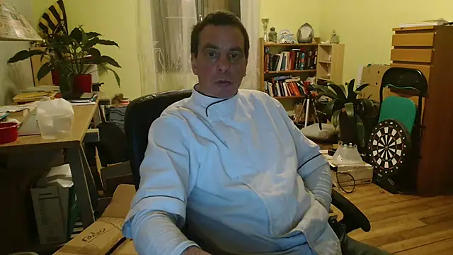 Snapshot of cloupefun chatting on 01-13-25, 05:44 cloupefun online show from 01-13-25, 05:44