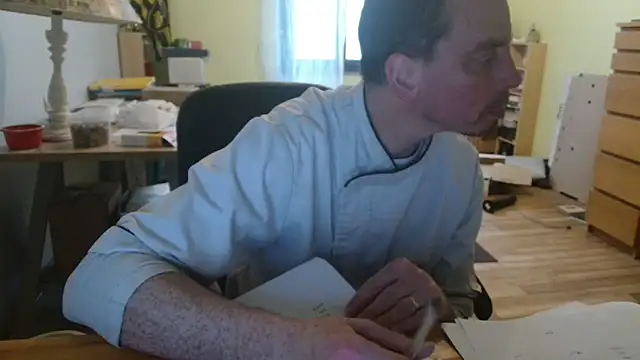 Snapshot of cloupefun chatting on 03-12-25, 07:13 cloupefun online show from 03-12-25, 07:13