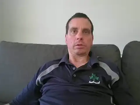 Snapshot of cloupefun chatting on 03-20-25, 09:37 cloupefun online show from 03-20-25, 09:37