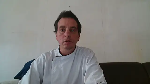 Snapshot of cloupefun chatting on 12-05-25, 09:40 cloupefun online show from 12-05-25, 09:40