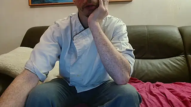 Snapshot of cloupefun chatting on 02-13-26, 06:53 cloupefun online show from 02-13-26, 06:53