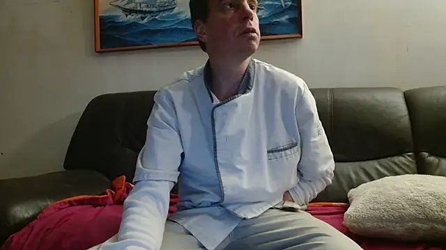 Snapshot of cloupefun chatting on 02-17-26, 06:43 cloupefun online show from 02-17-26, 06:43