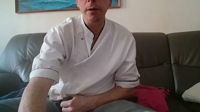 Snapshot of cloupefun chatting on 02-27-26, 07:52 cloupefun online show from 02-27-26, 07:52