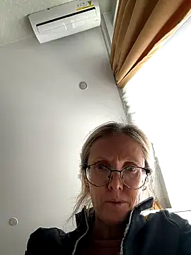 angelmommu online show from 10-02-25, 07:15