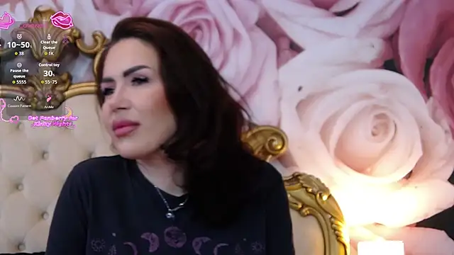 HessaHessy online show from 12-16-25, 05:29