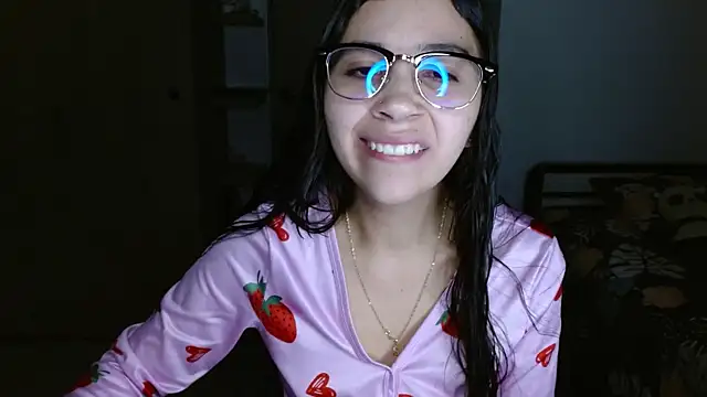 mia  lopez  online show from 05-05-26, 01:13