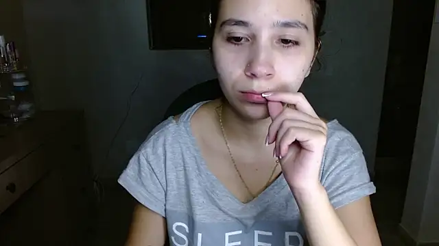 mia  lopez  online show from 07-02-26, 03:56