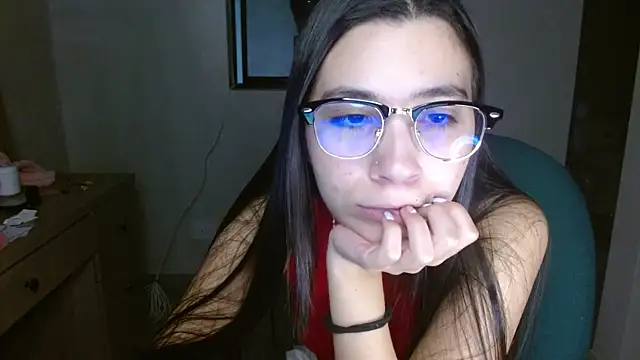 mia  lopez  online show from 08-05-26, 12:46