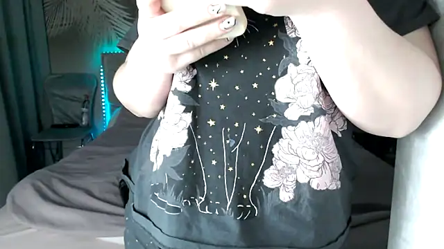 uliastar online show from 02-14-26, 08:11