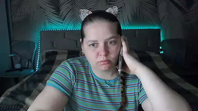 uliastar online show from 04-29-26, 06:17