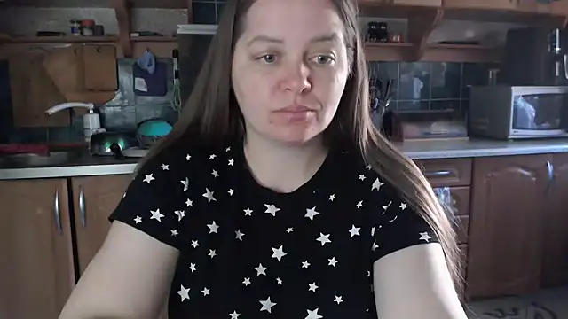 uliastar online show from 06-21-26, 06:16