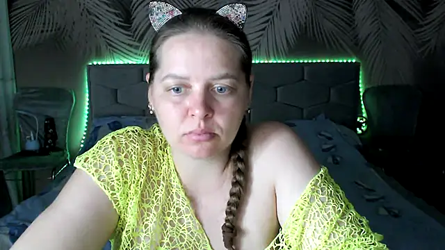 uliastar online show from 07-21-26, 06:49