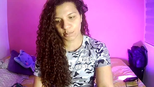 Snapshot of gatubelahot chatting on 02-09-26, 12:03 gatubelahot online show from 02-09-26, 12:03