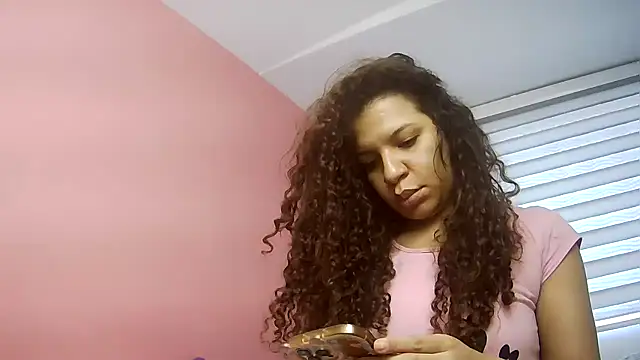 gatubelahot online show from 05-04-26, 06:48