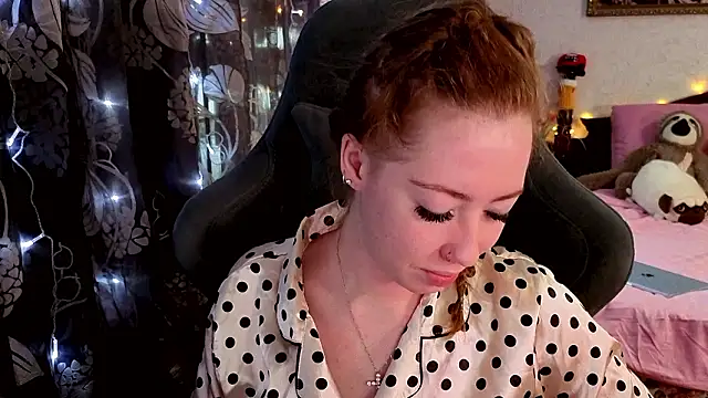 TinaBrook online show from 02-17-26, 04:31