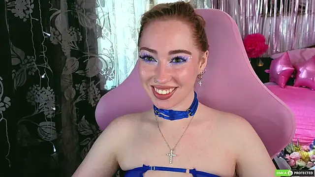 Snapshot of TinaBrook chatting on 06-22-26, 05:48 TinaBrook online show from 06-22-26, 05:48