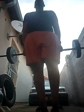 Snapshot of douksm chatting on 03-06-25, 04:38 douksm online show from 03-06-25, 04:38