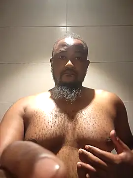 Snapshot of douksm chatting on 03-21-25, 09:23 douksm online show from 03-21-25, 09:23