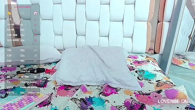 kinkylittlegirll online show from 01-29-25, 09:23