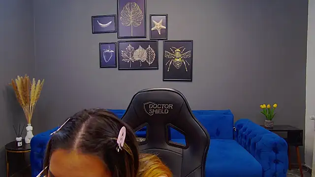 Snapshot of Katewalker_ chatting on 01-17-25, 09:06 Katewalker online show from 01-17-25, 09:06